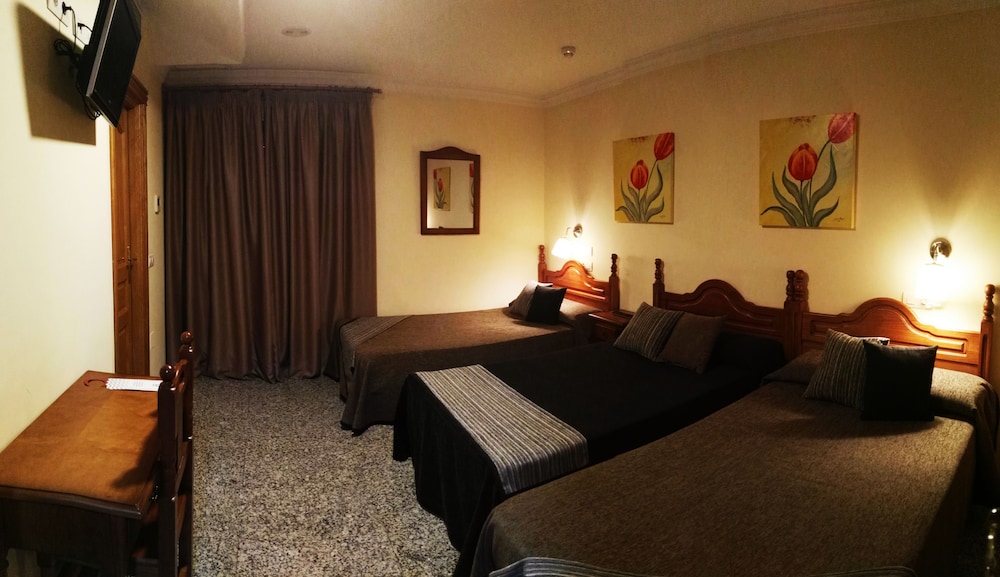 Reyesol Hotel 30/50