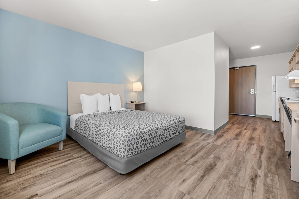WoodSpring Suites Manteca - Stockon South 35/63
