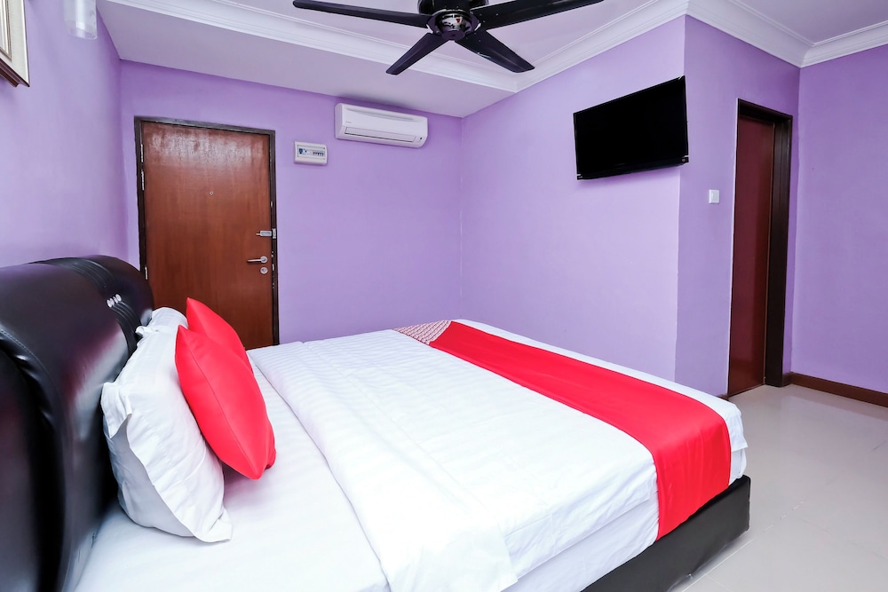 OYO 714 Arina Hotel 15/24