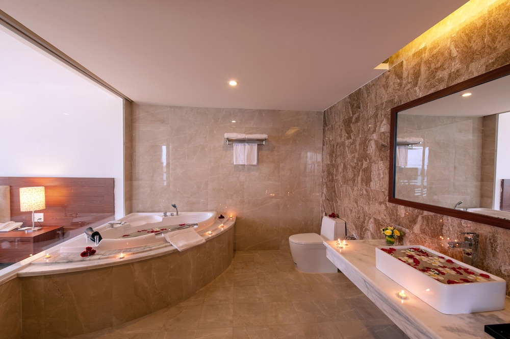 Muong Thanh Nha Trang Hotel 39/69