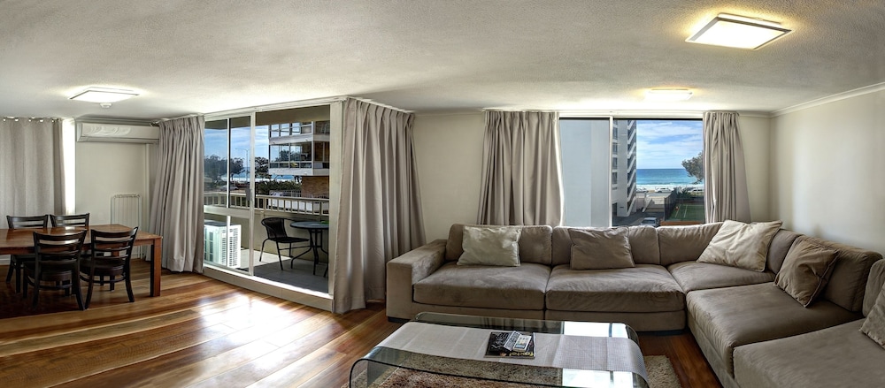 View Pacific Holiday Apartments 26/54