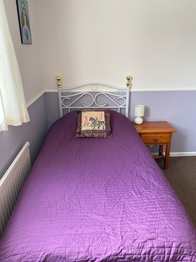 Camelot Retreat 8/40