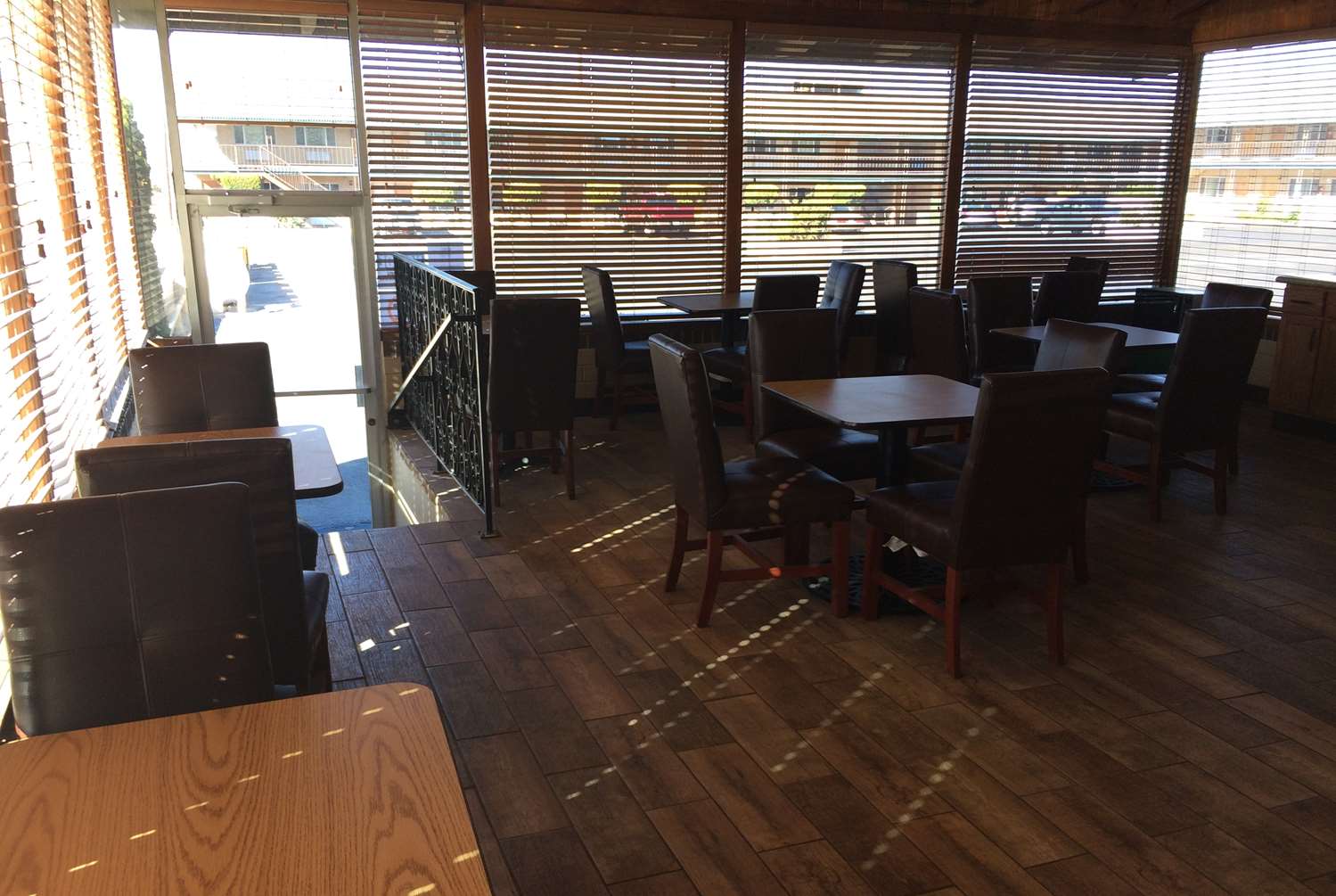 Travelodge by Wyndham Hawthorne 17/27