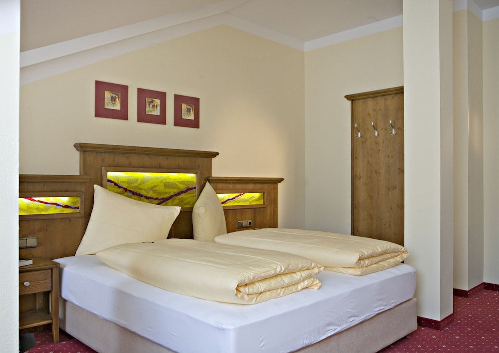 Cella Central Historic Boutique Hotel 9/69