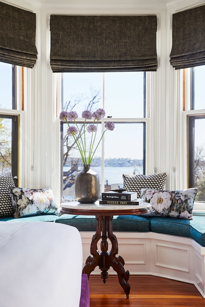 Cliffside Inn Newport 18/50