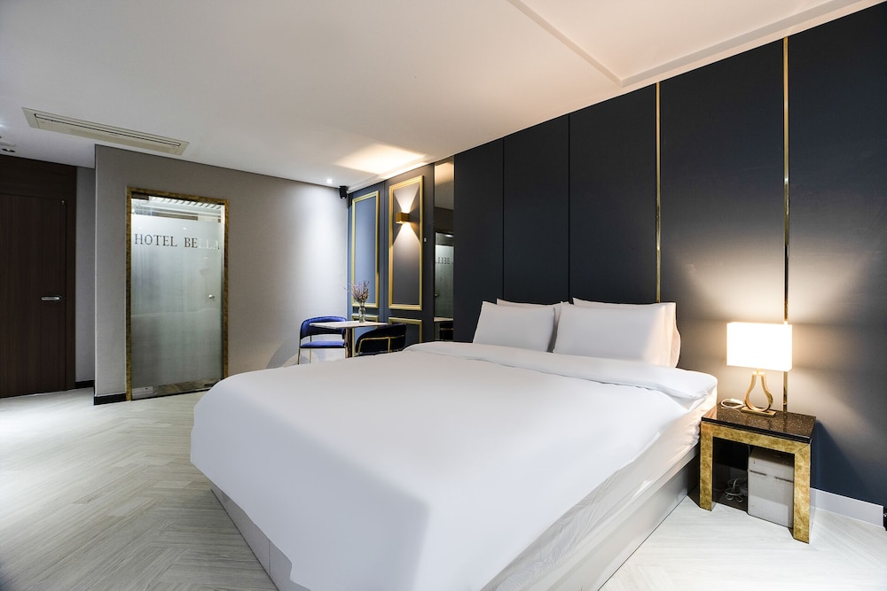 Hotel Bella 10/33