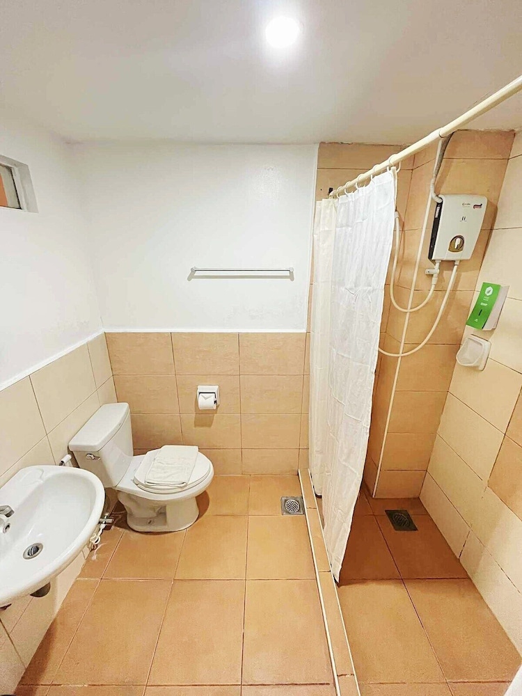 Travelbee Business Inn 48/49