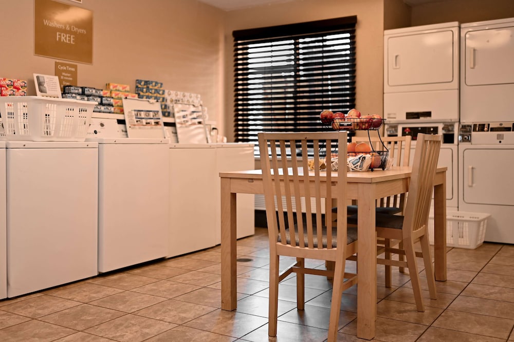 Sonesta Simply Suites Clearwater 35/43