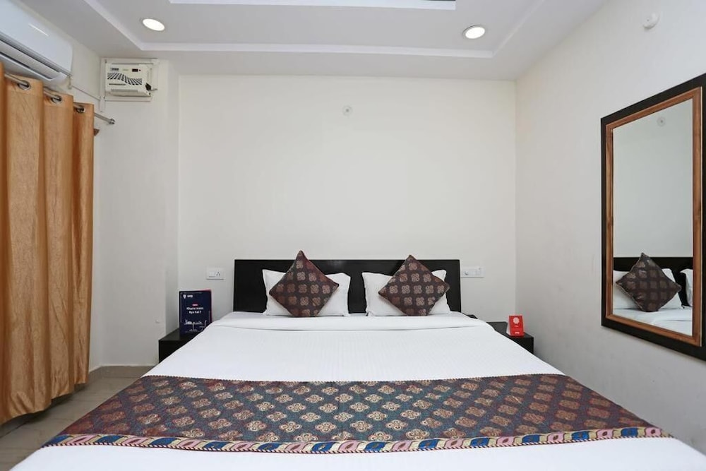 Hotel Sahu 22/49