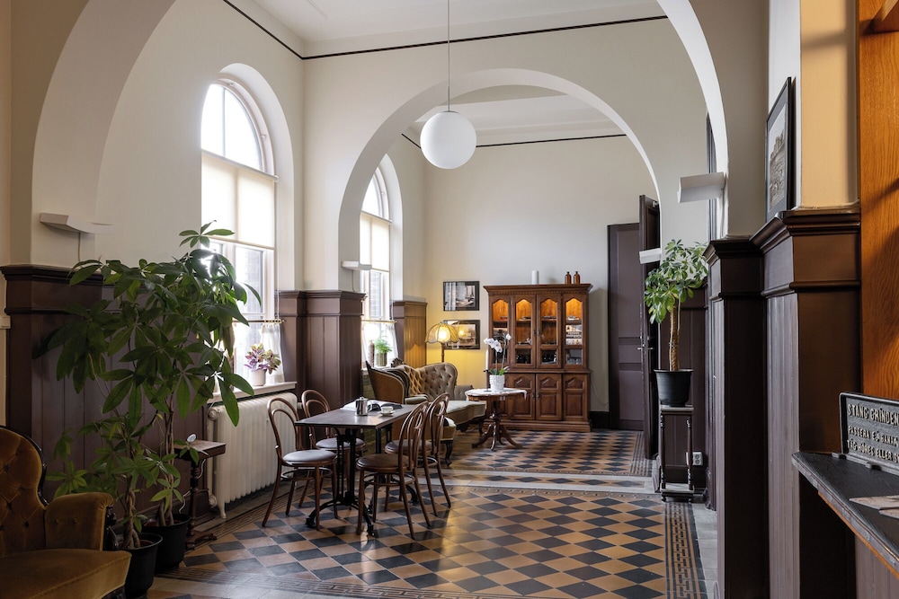 Stationen Bed Breakfast 34/50