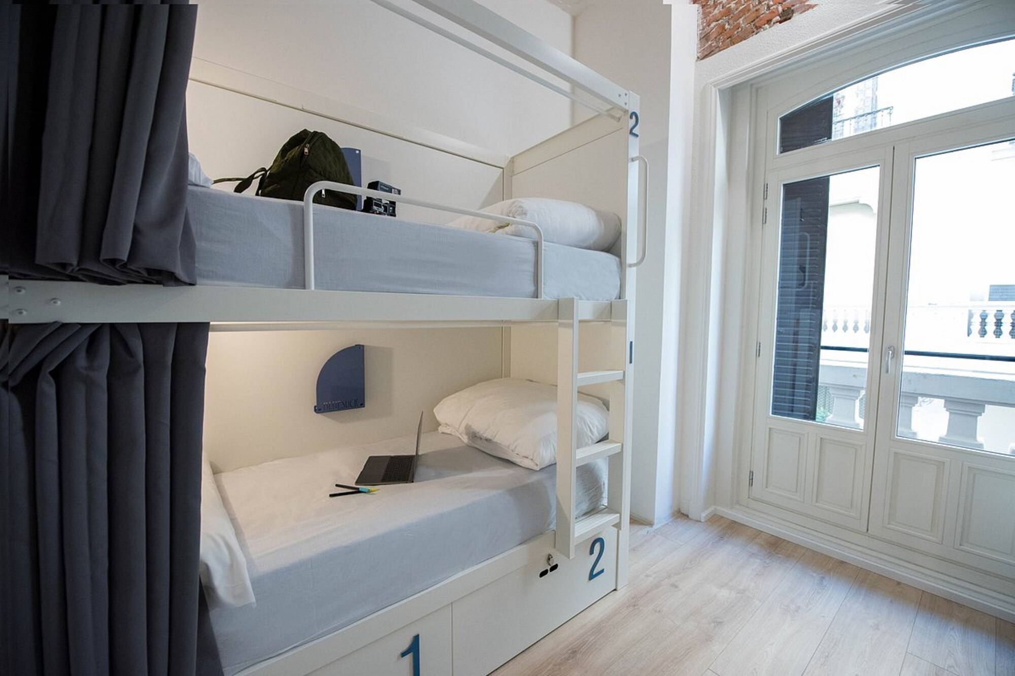 FEMALE DORM, FEMALE ONLY, 2 BEDS, SHARED BATHROOM