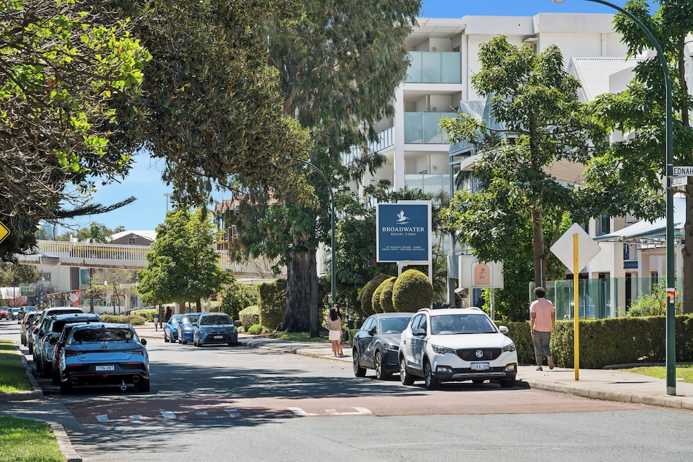 Broadwater Resort Apartments Como 57/67