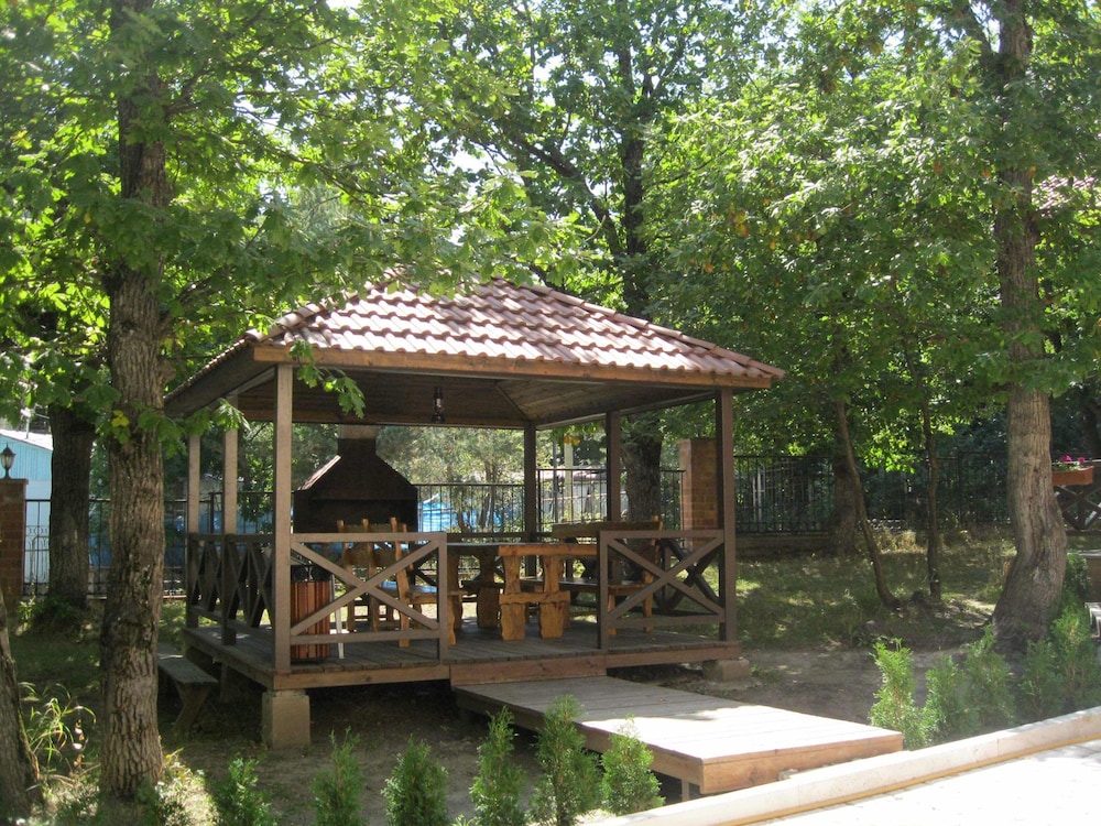 Splendor Resort And Restaurant 13/18
