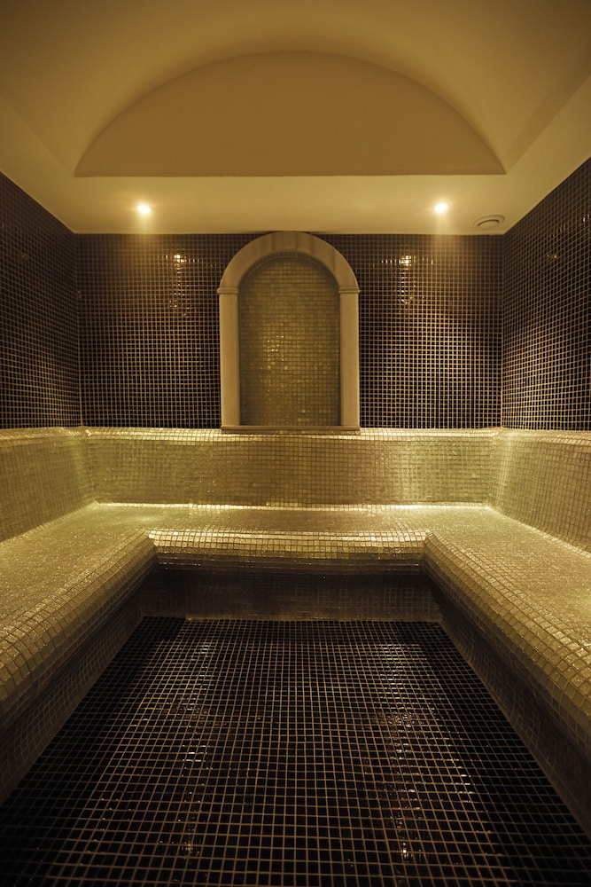 Ilkbal Deluxe Hotel & Spa Istanbul 32/65