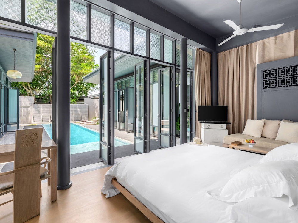 Sala Phuket Mai Khao Beach Resort 15/50