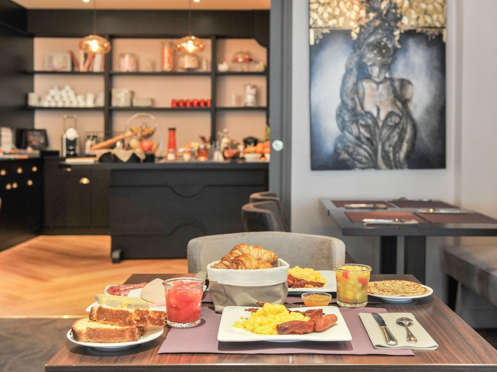 Mercure Paris Saint Cloud Hippodrome 55/69
