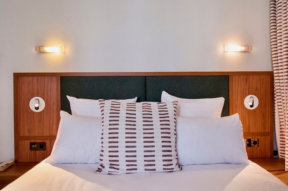 Hotel La Perouse 27/64