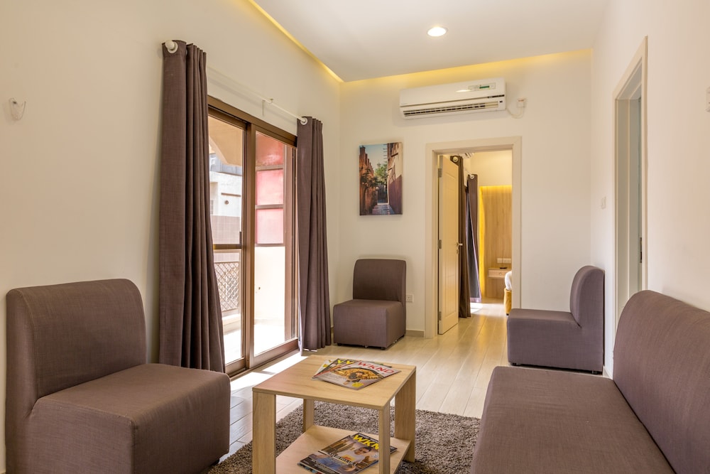 Capital O 314 24 Gold Hotel 37/49