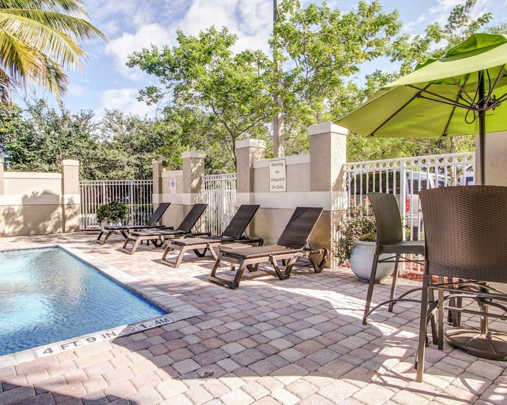 Hampton Inn Weston Fort Lauderdale 5/45