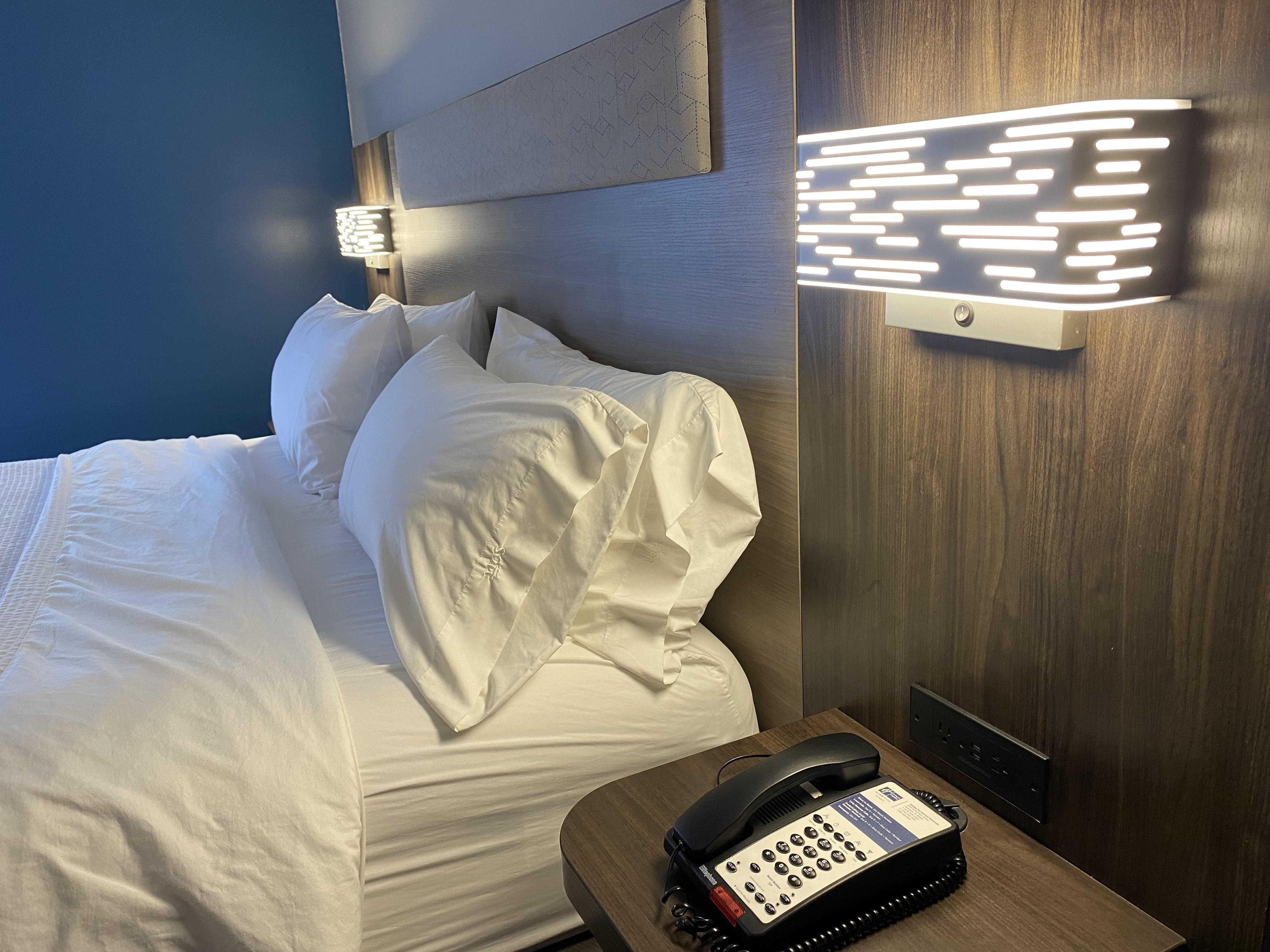 Holiday Inn Express Hotel Suites Plymouth 34/82