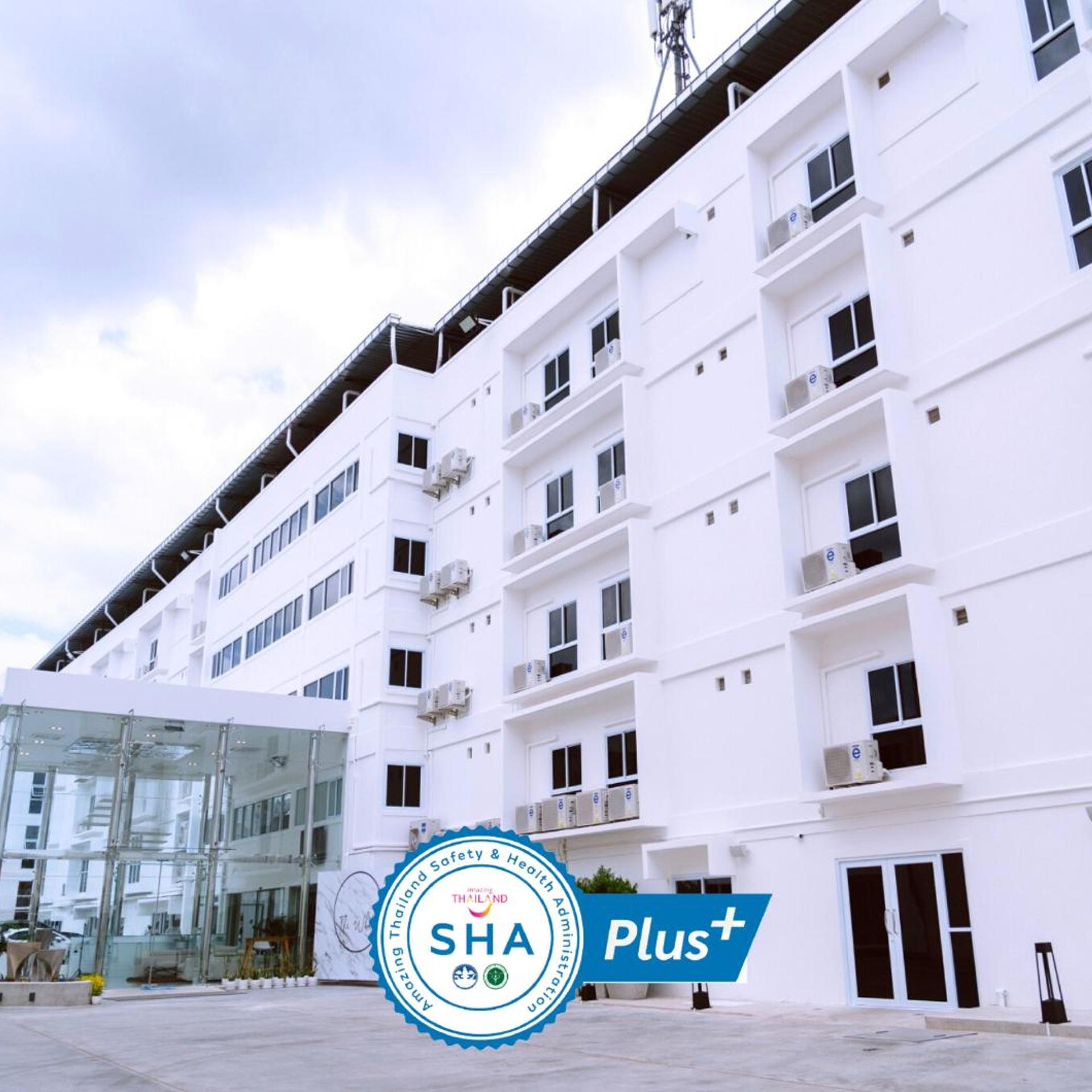 The White Hotel By Charoensri 4/47
