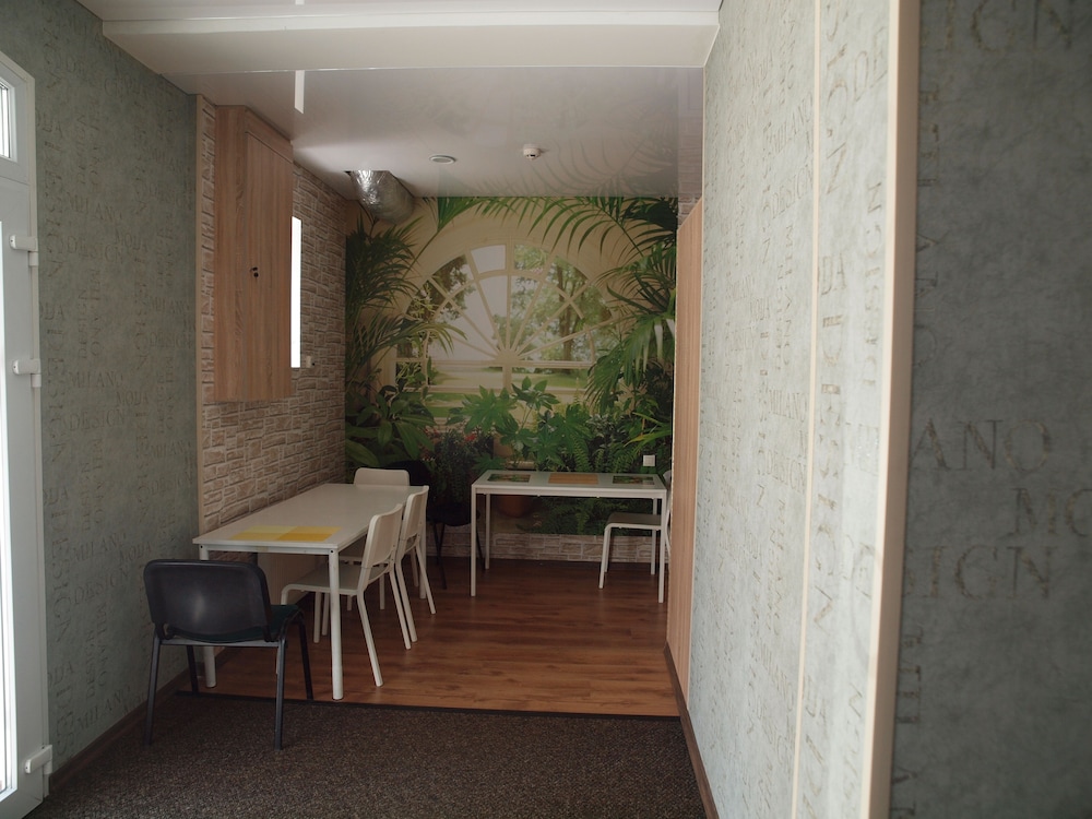 Alta Hostel 48/67