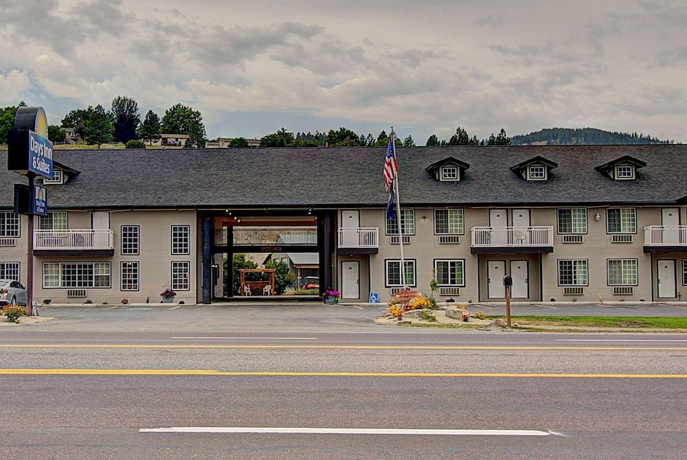Days Inn & Suites By Wyndham Lolo 5/32