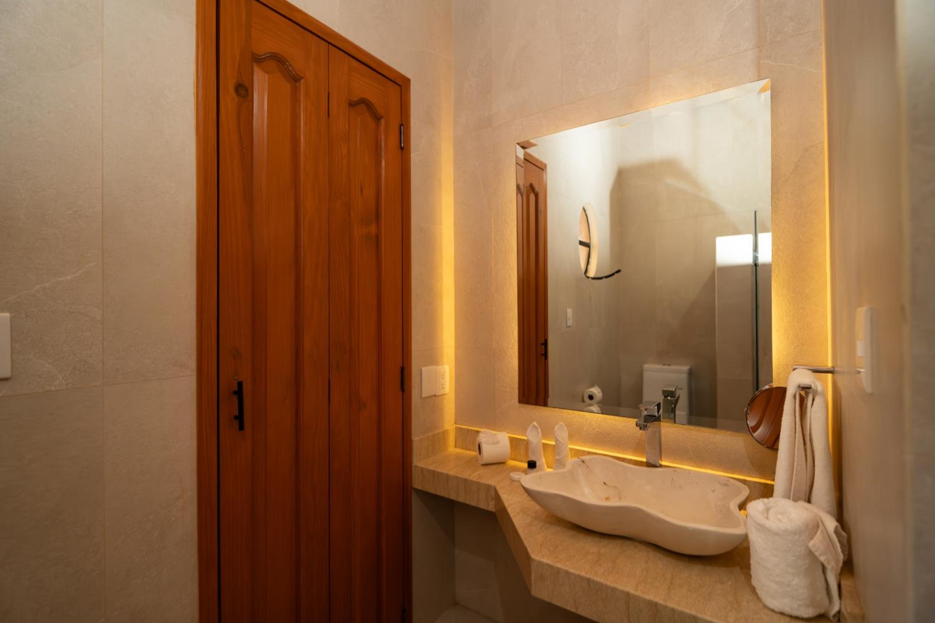 Casalinda Hotel Boutique 45/51