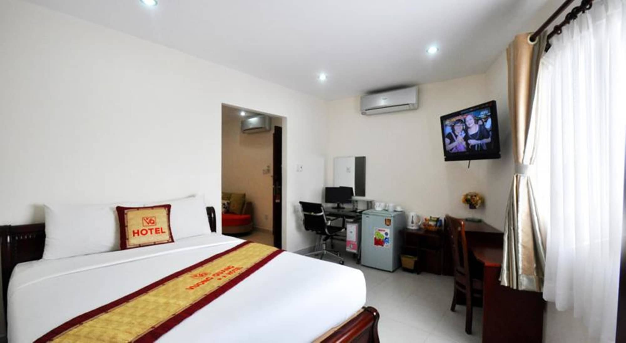 EXECUTIVE, DOUBLE BED