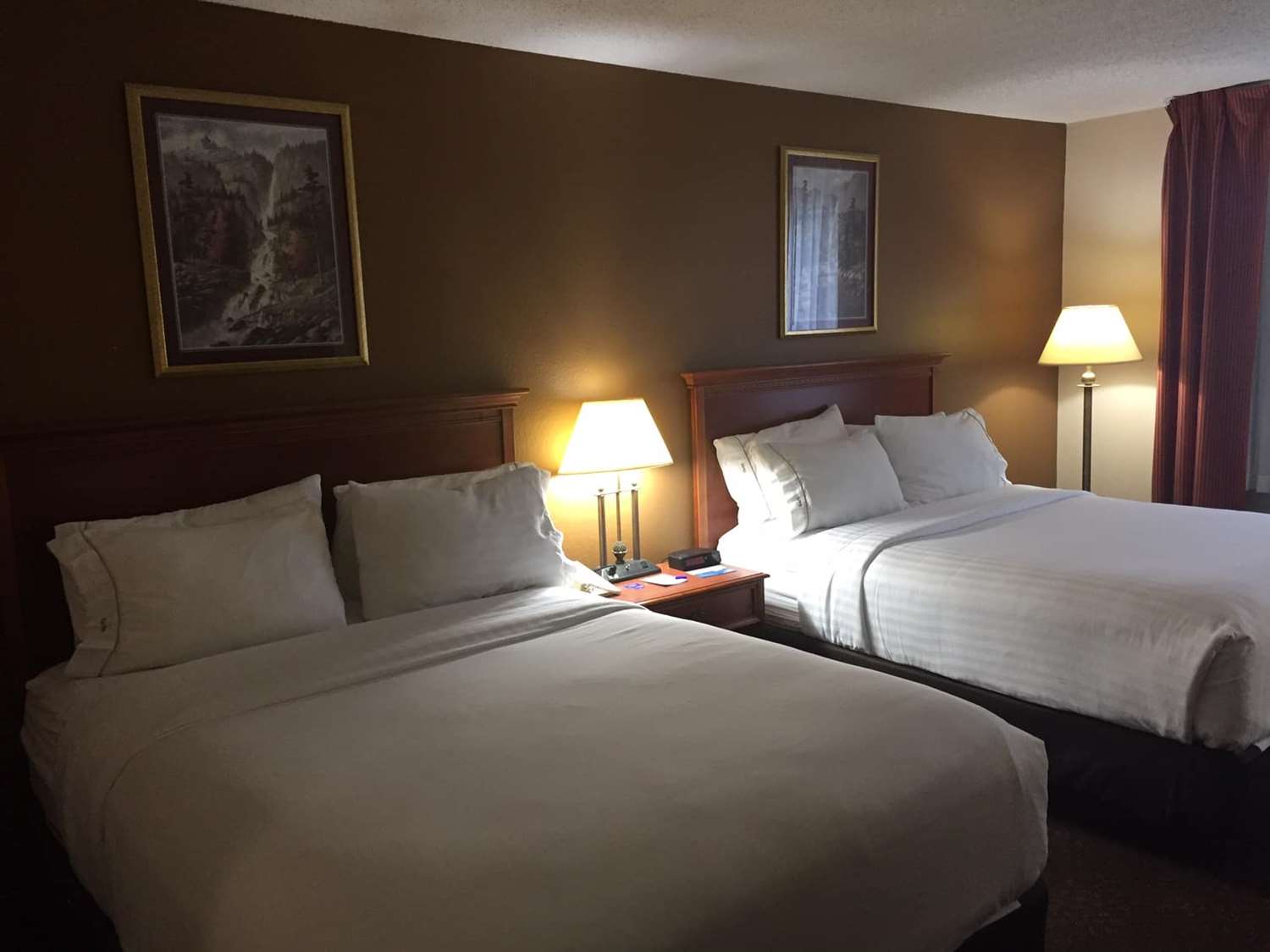 Baymont by Wyndham Portage Indiana Dunes 1/10