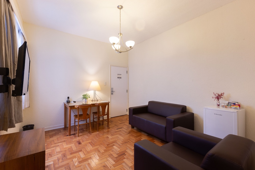 Rojas All Suites Hotel 37/56