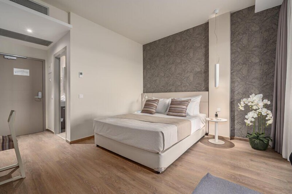 Premium, Queen Bed, Sea Front