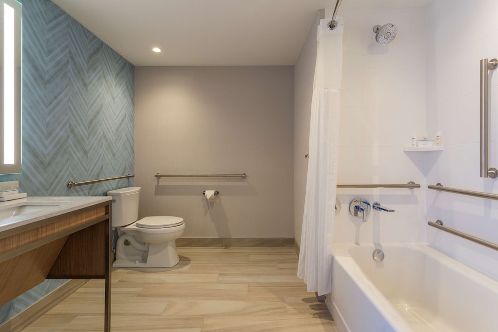 Hilton Garden Inn Boston Brookline Ma 20/57