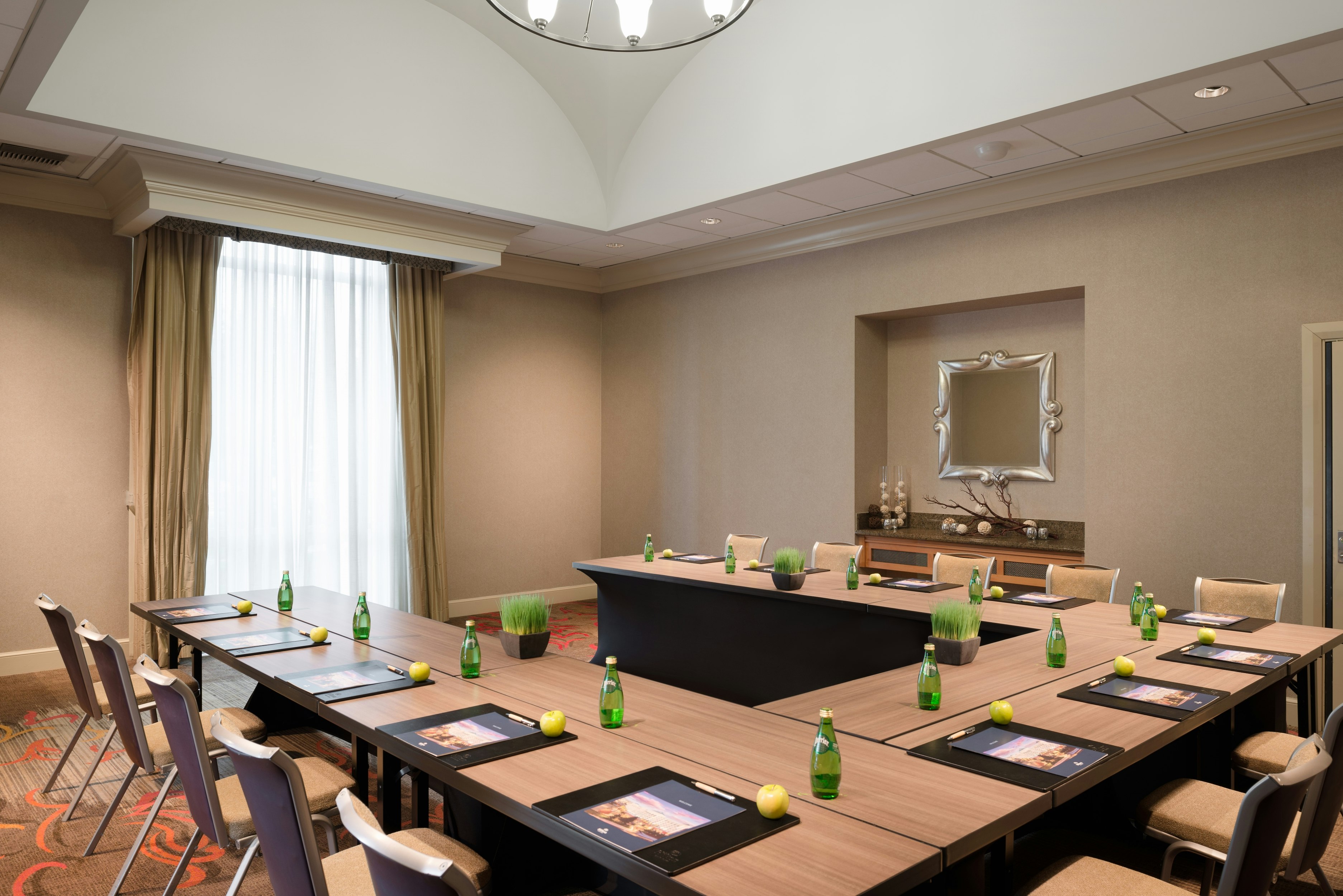 Hilton Santa Clara 34/41