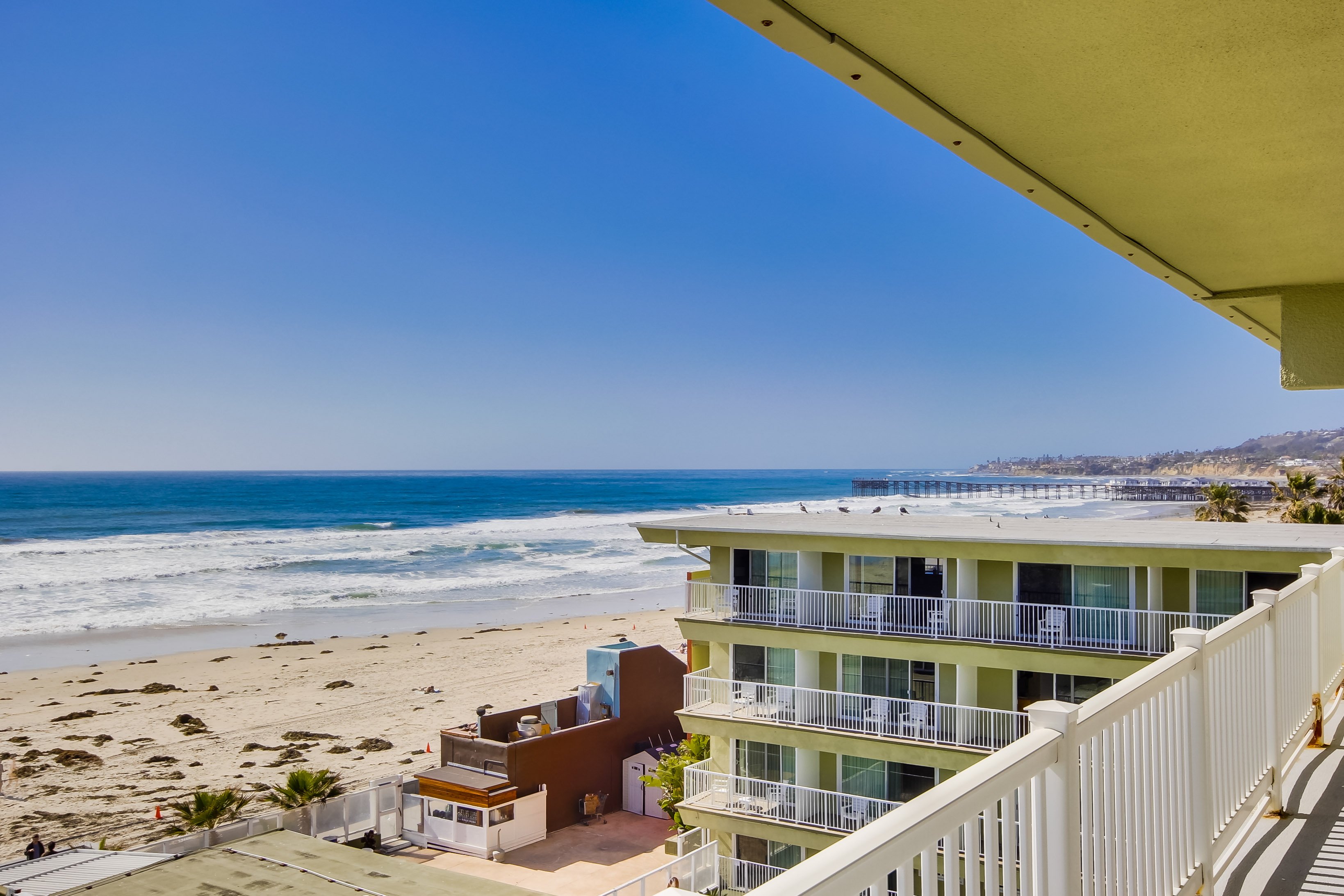 Surfer Beach Hotel 54/59