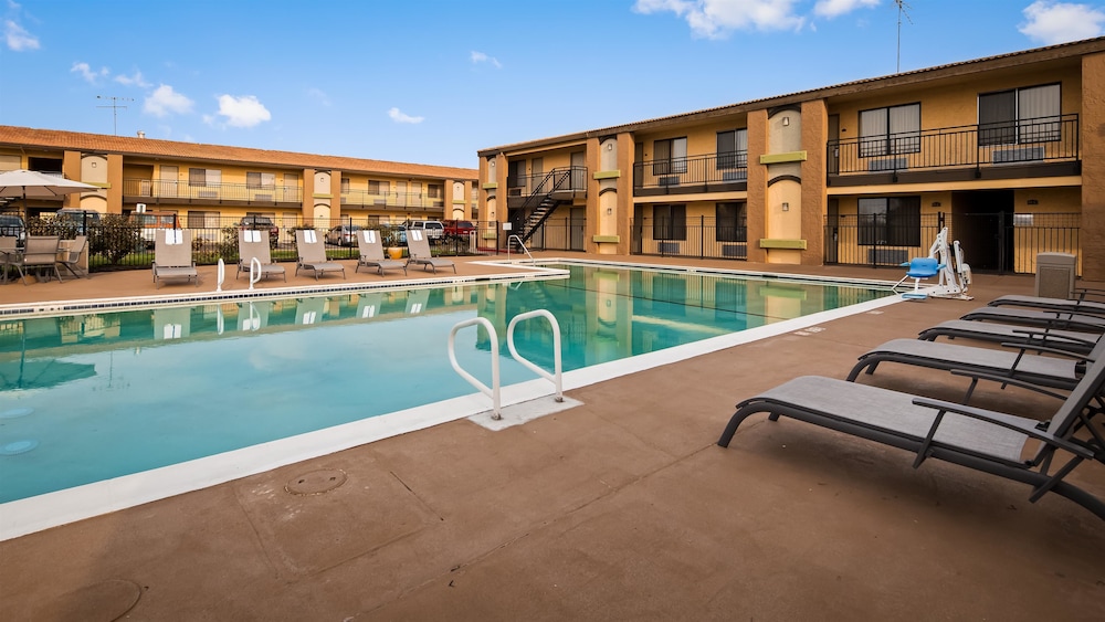 Best Western Roseville Inn 6/32