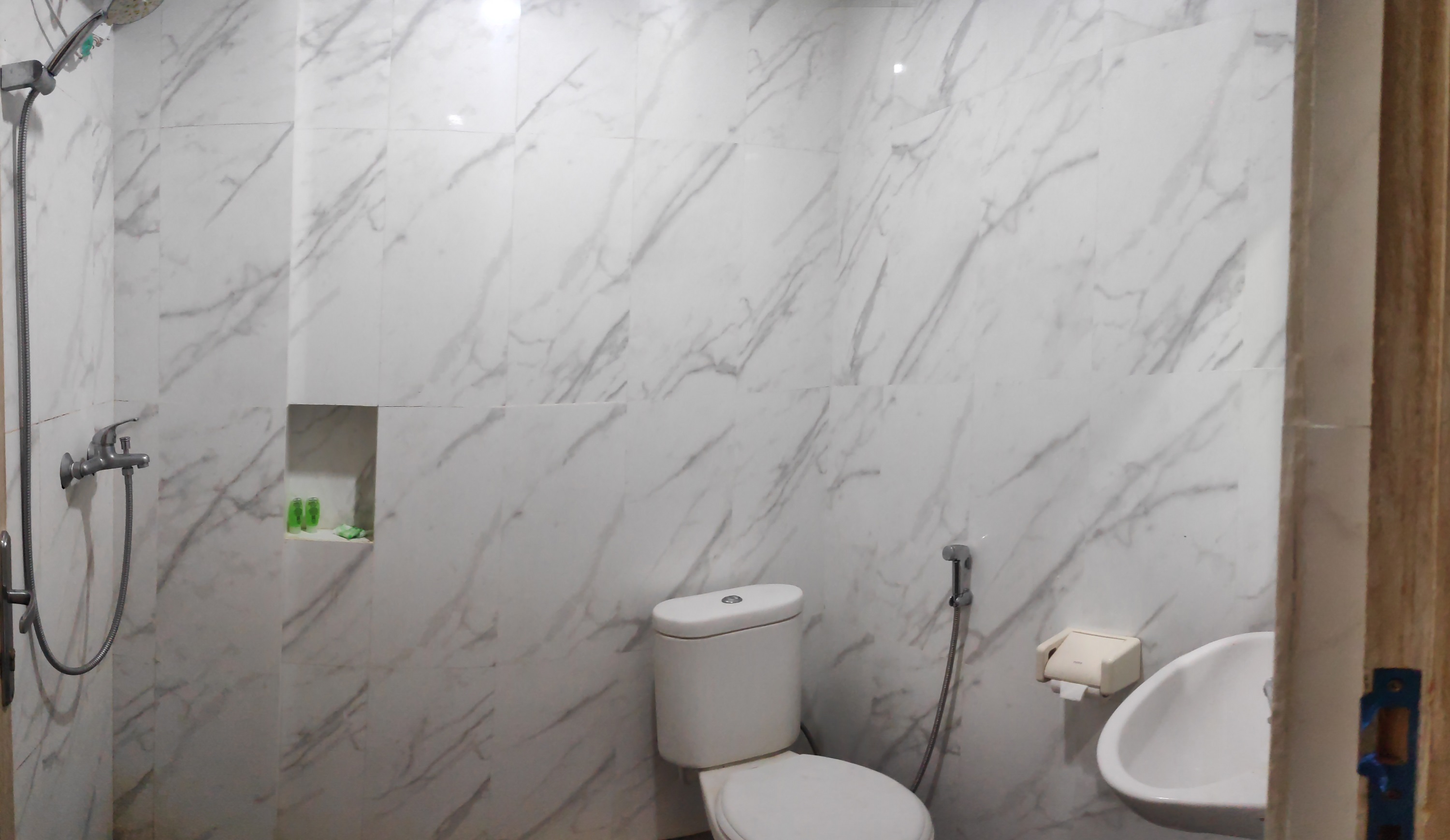 OYO 1722 Villa Ciparay Indah 25/29