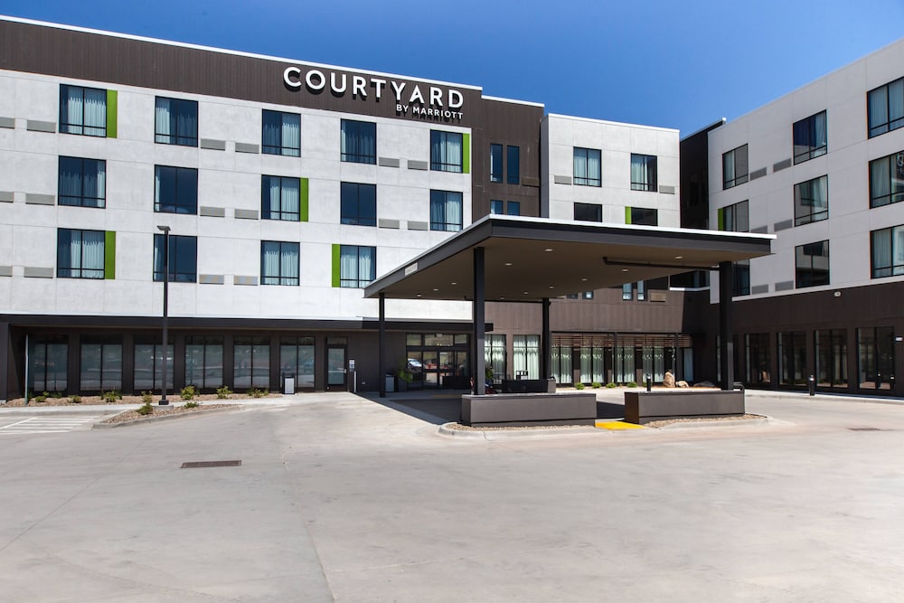 Courtyard by Marriott Rapid City 1/41