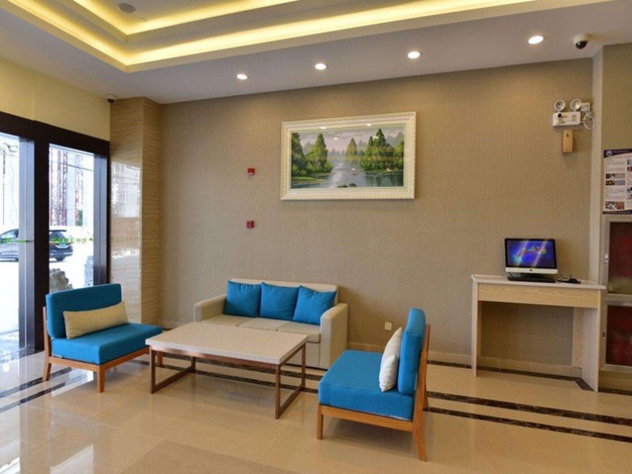 GreenTree Inn Shanghai National Convention and Exhibition Center Huaxiang Road Business Hotel 46/64
