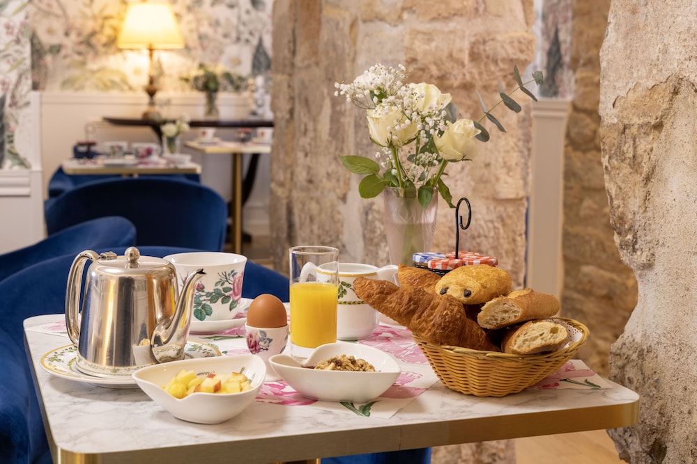 RELAIS HOTEL DU VIEUX PARIS 41/50