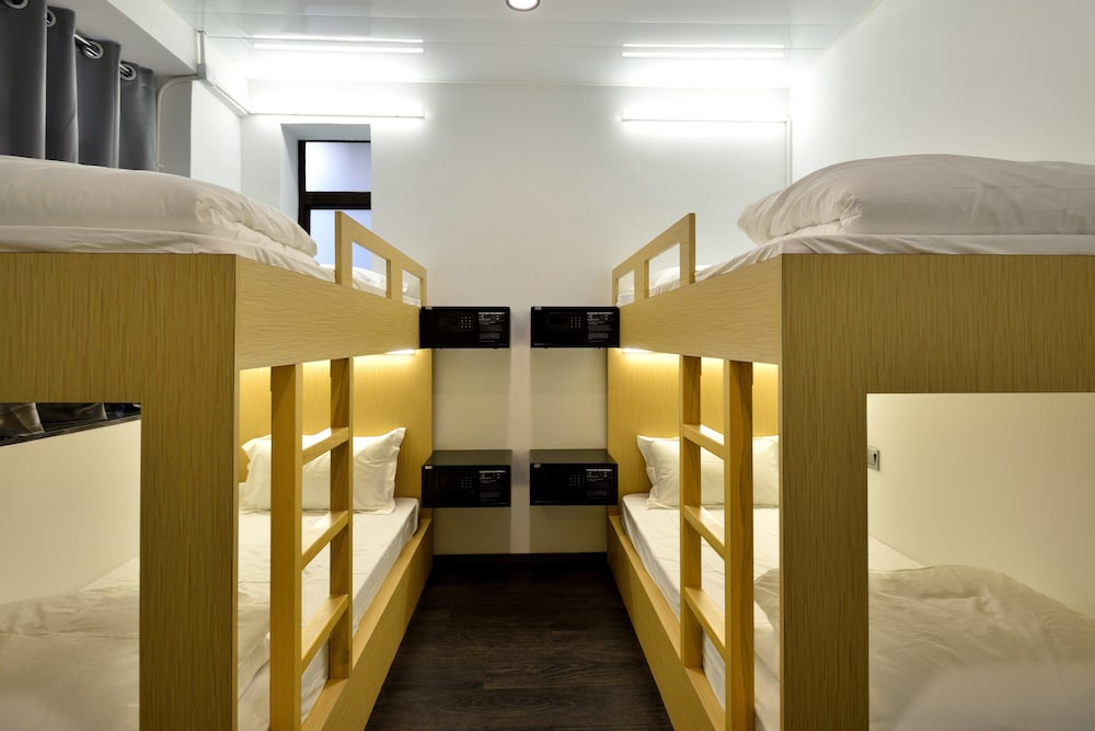 Atlas Guesthouse & Backpackers 34/50