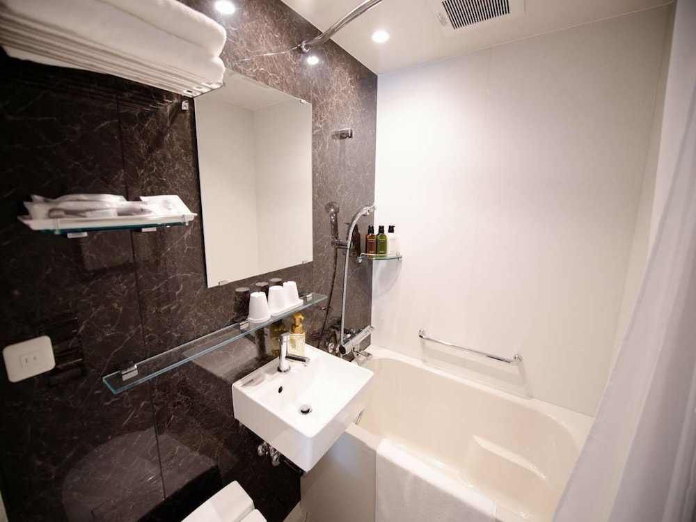 Henn na Hotel Tokyo Akasaka 48/50