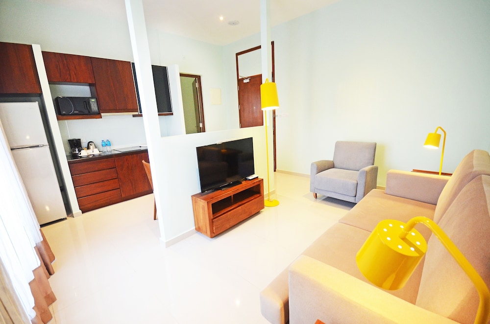 Ocean Edge Suites 25/49