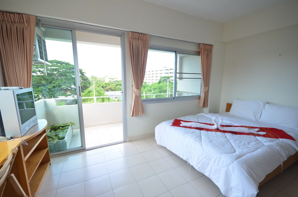Pearl Huahin 40/51