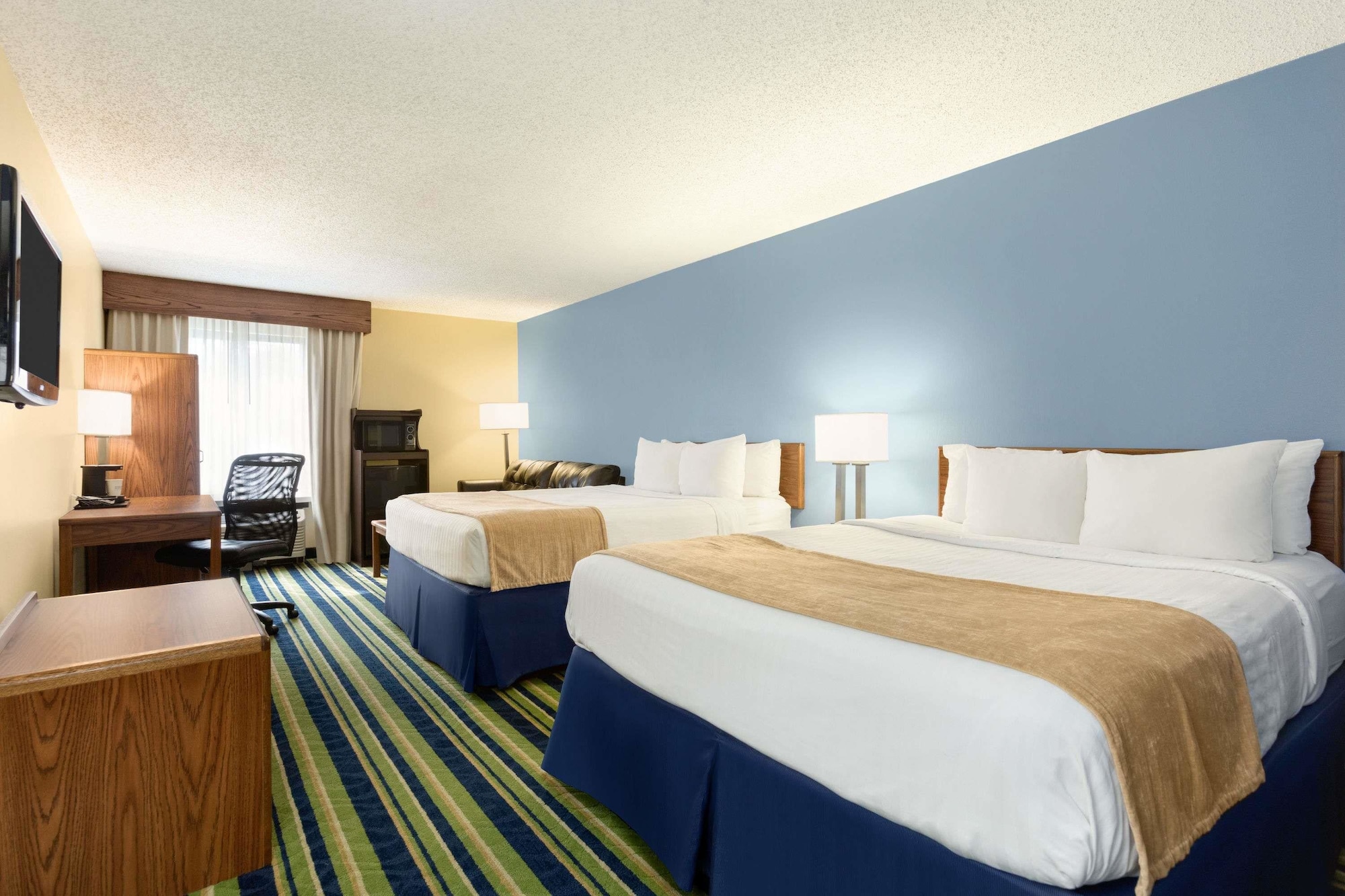 ROOM, 2 QUEEN BEDS