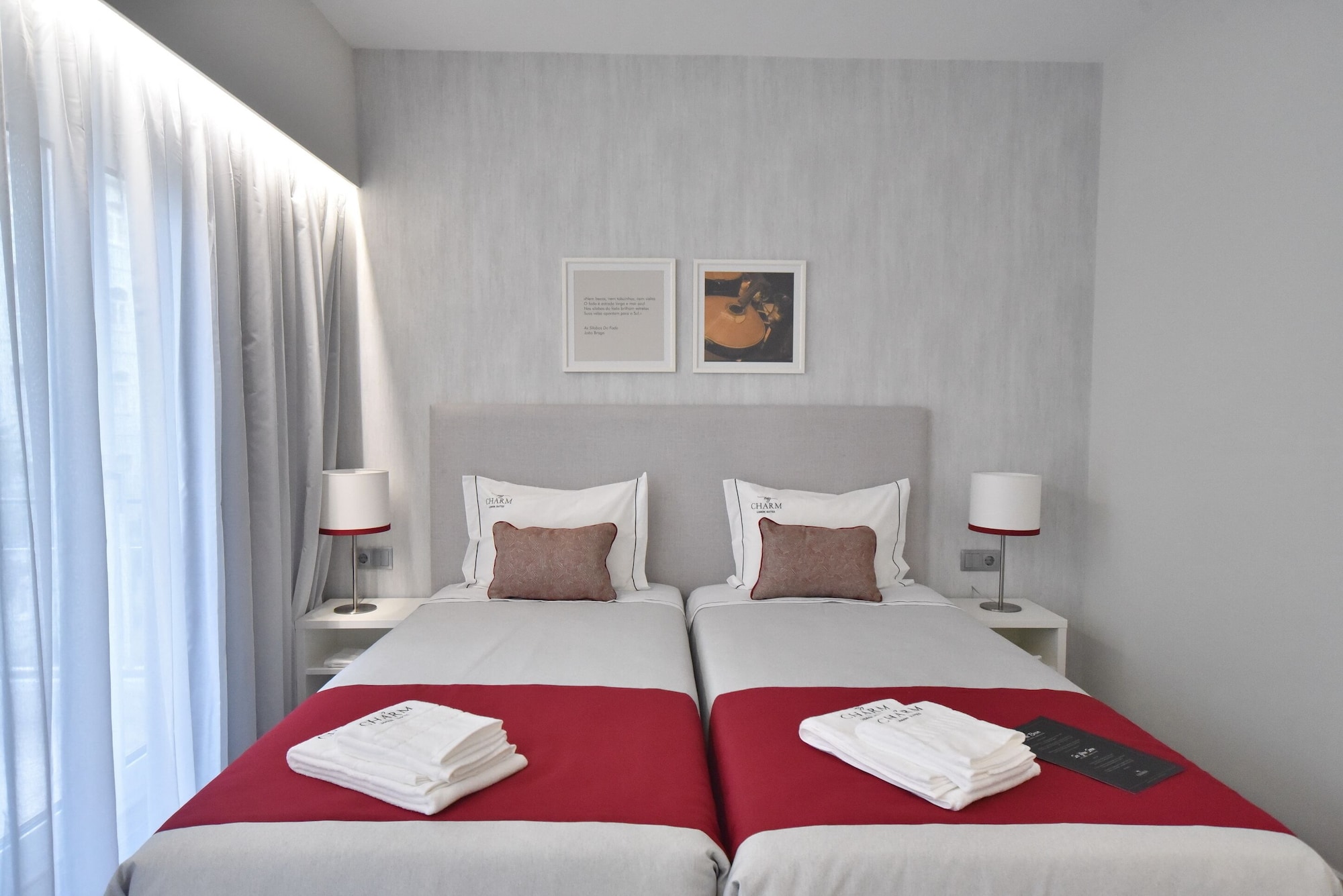 ROOM, QUADRUPLE