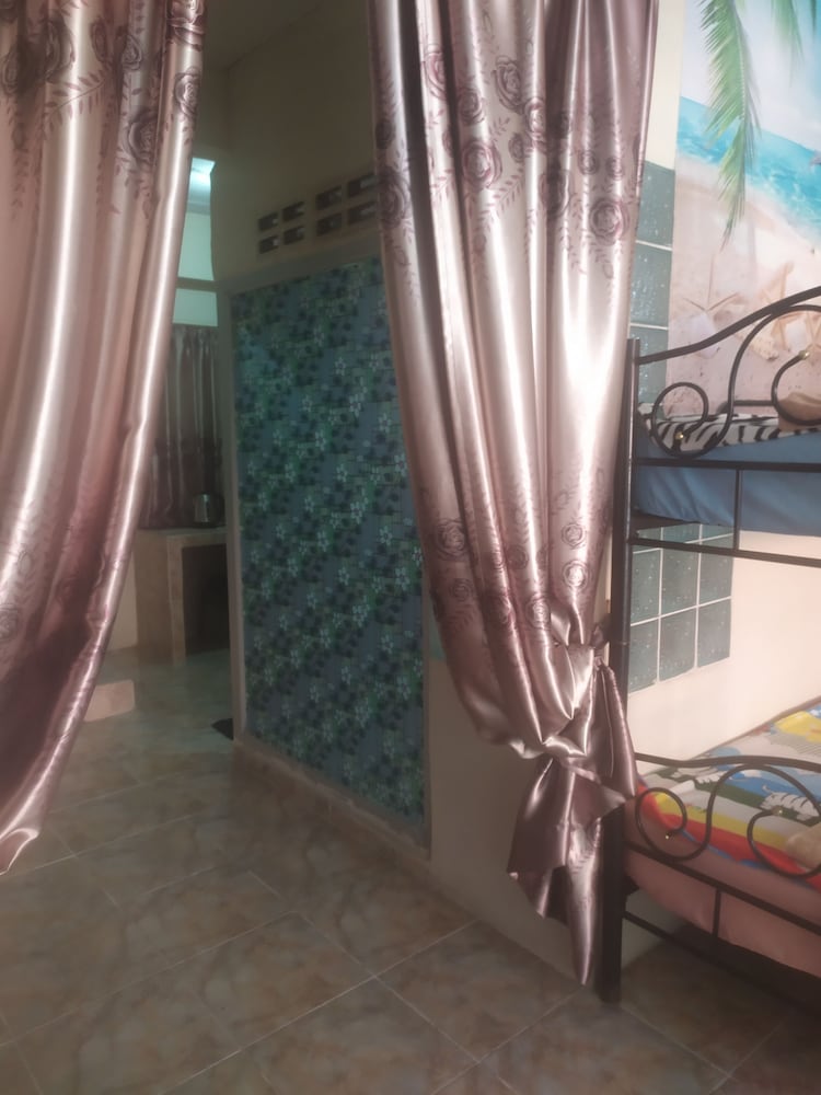 Artem's Guesthouse 4/39