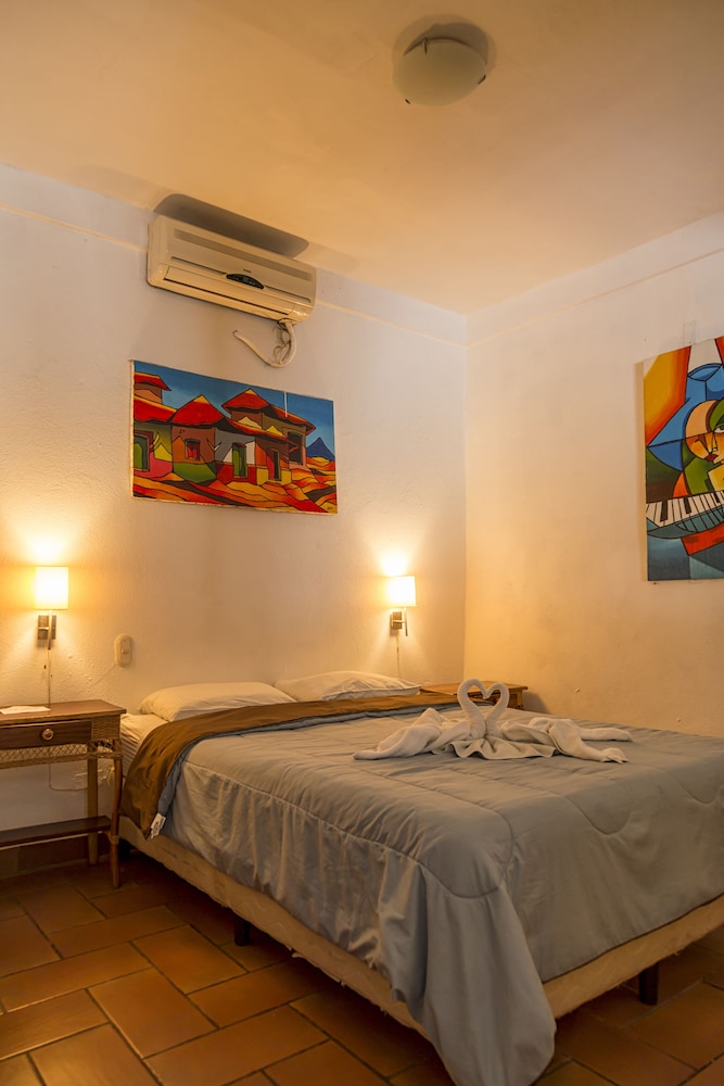 1 Bedroom, Basic, Pool View, Garden Area