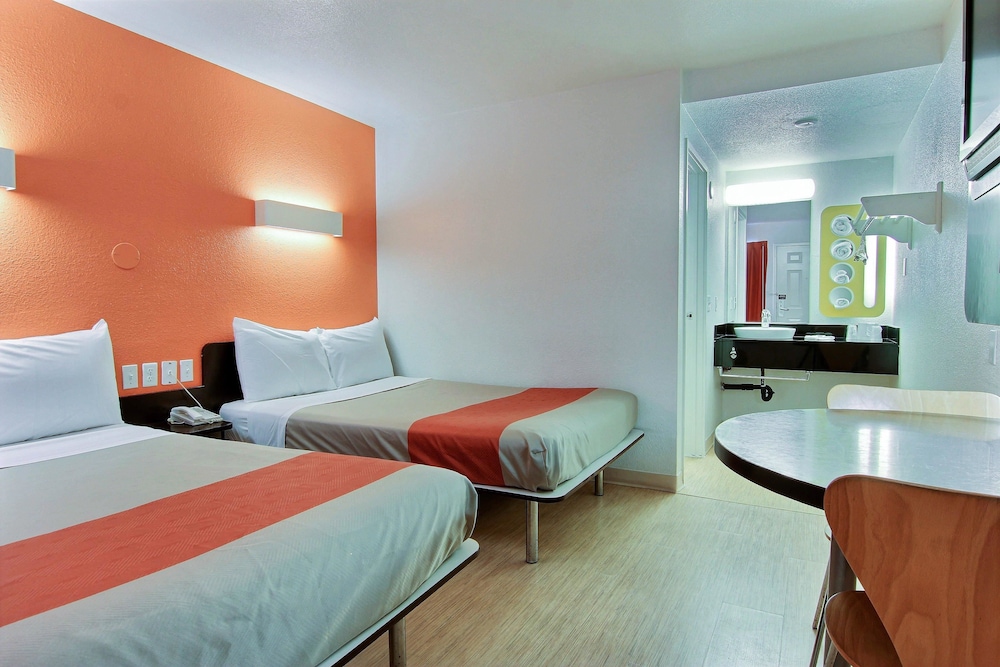 Motel6 Corpus Christi, TX - East - North Padre Island 20/58