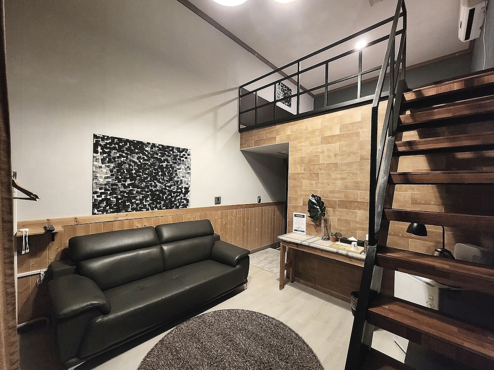 Hotel Hue Loft 27/50